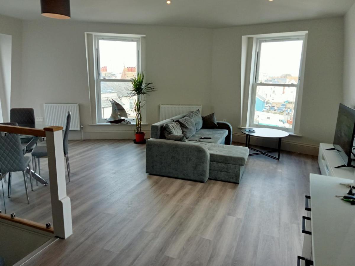 Glorious Duplex Holiday Apartment By The Sea 博格诺里吉斯 外观 照片