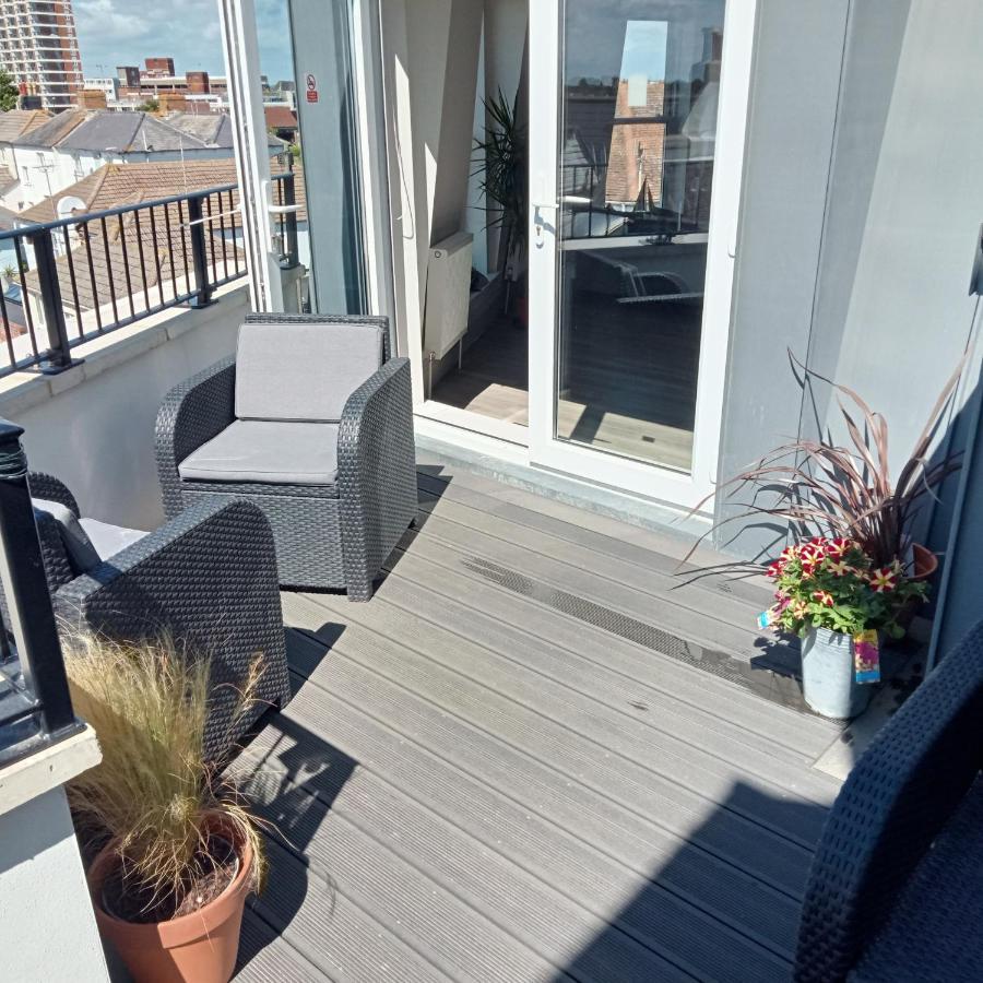 Glorious Duplex Holiday Apartment By The Sea 博格诺里吉斯 外观 照片