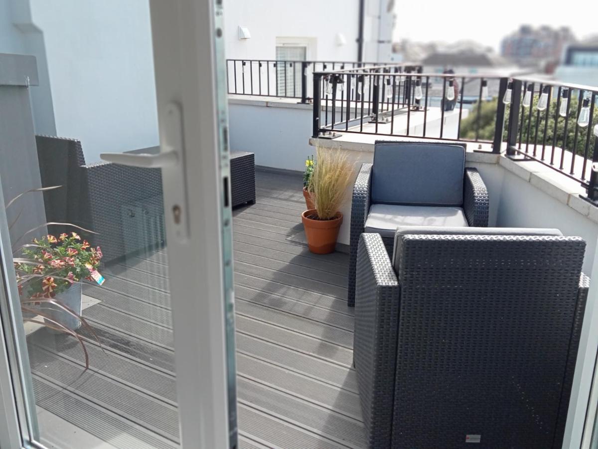 Glorious Duplex Holiday Apartment By The Sea 博格诺里吉斯 外观 照片
